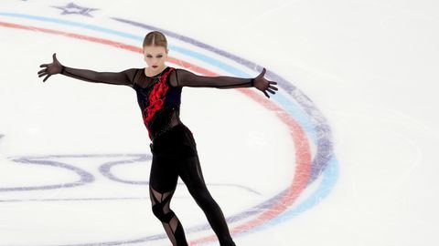 Александра Трусова