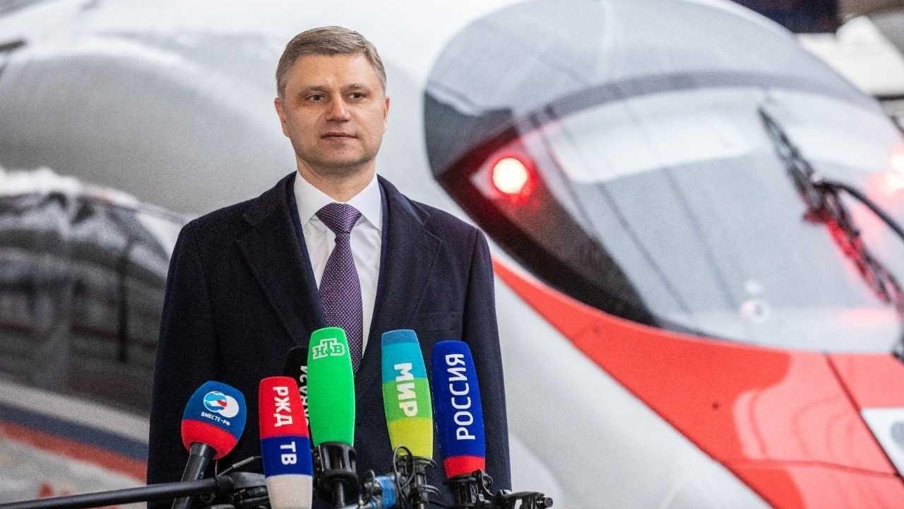 Олег Белозеров – генеральный директор – председатель правления ОАО РЖД Олег Белозеров – генеральный директор – председатель правления ОАО РЖД - РИА Новости, 1920