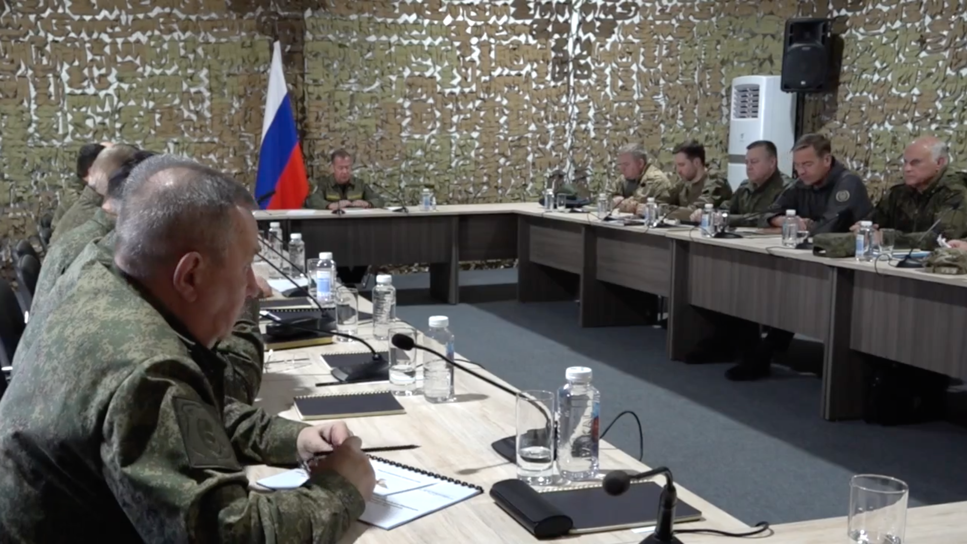Рабочая поездка зампреда Совбеза Дмитрия Медведева в Южный федеральный округ Рабочая поездка зампреда Совбеза Дмитрия Медведева в Южный федеральный округ - РИА Новости, 1920, 12.10.2026