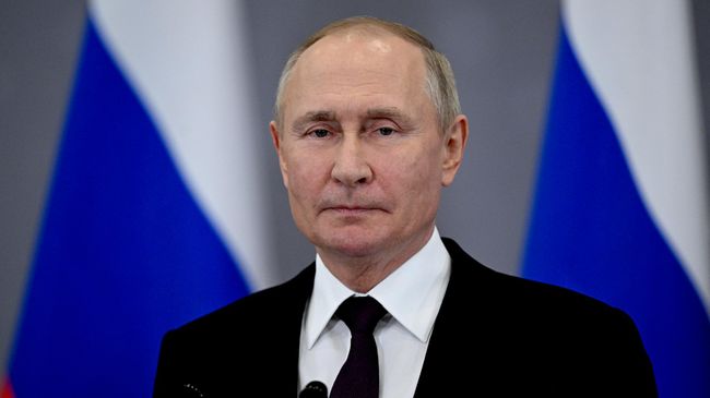 Путин проводит встречу с министром транспорта Никитиным