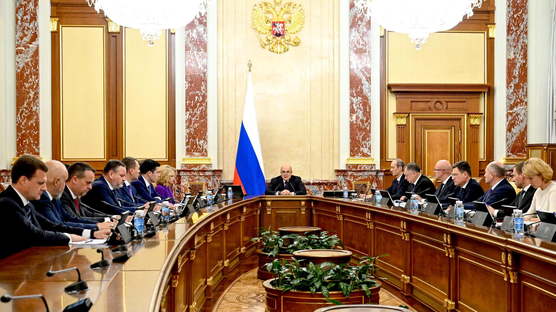 Председатель правительства РФ Михаил Мишустин проводит заседание кабинета министров РФ Председатель правительства РФ Михаил Мишустин проводит заседание кабинета министров РФ - РИА Новости, 1920, 20.10.2026