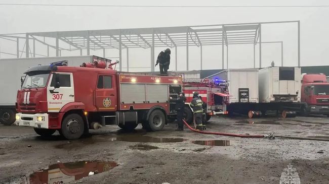 Ликвидация пожара в складском помещении в Люберцах Московской области