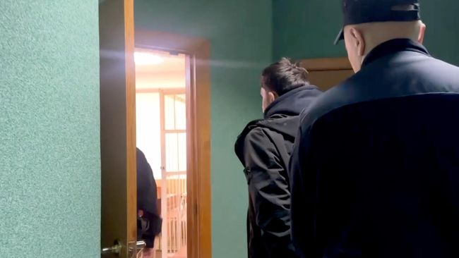 Задержание мужчины, который избил прохожего на парковке в Новосибирске