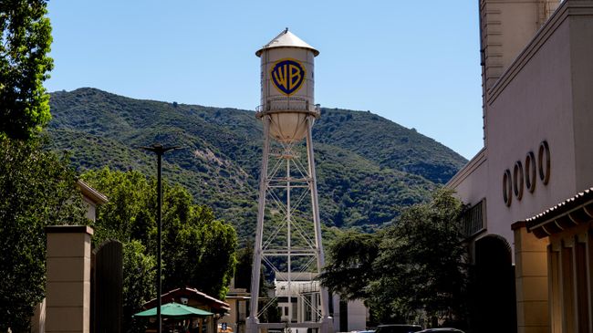 Киностудия Warner Bros.