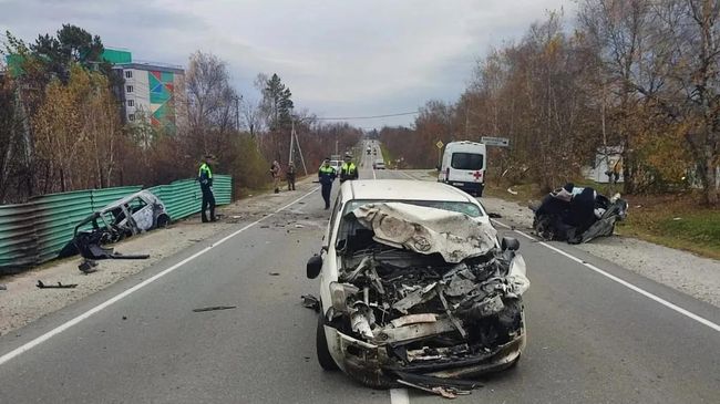 ДТП в Артеме Приморского края, где столкнулись три автомашины