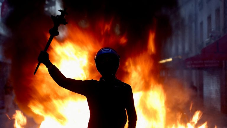 Протестующие в Париже, Франция