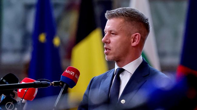Премьер-министр Венгрии Петер Мадьяр на саммите ЕС в Брюсселе