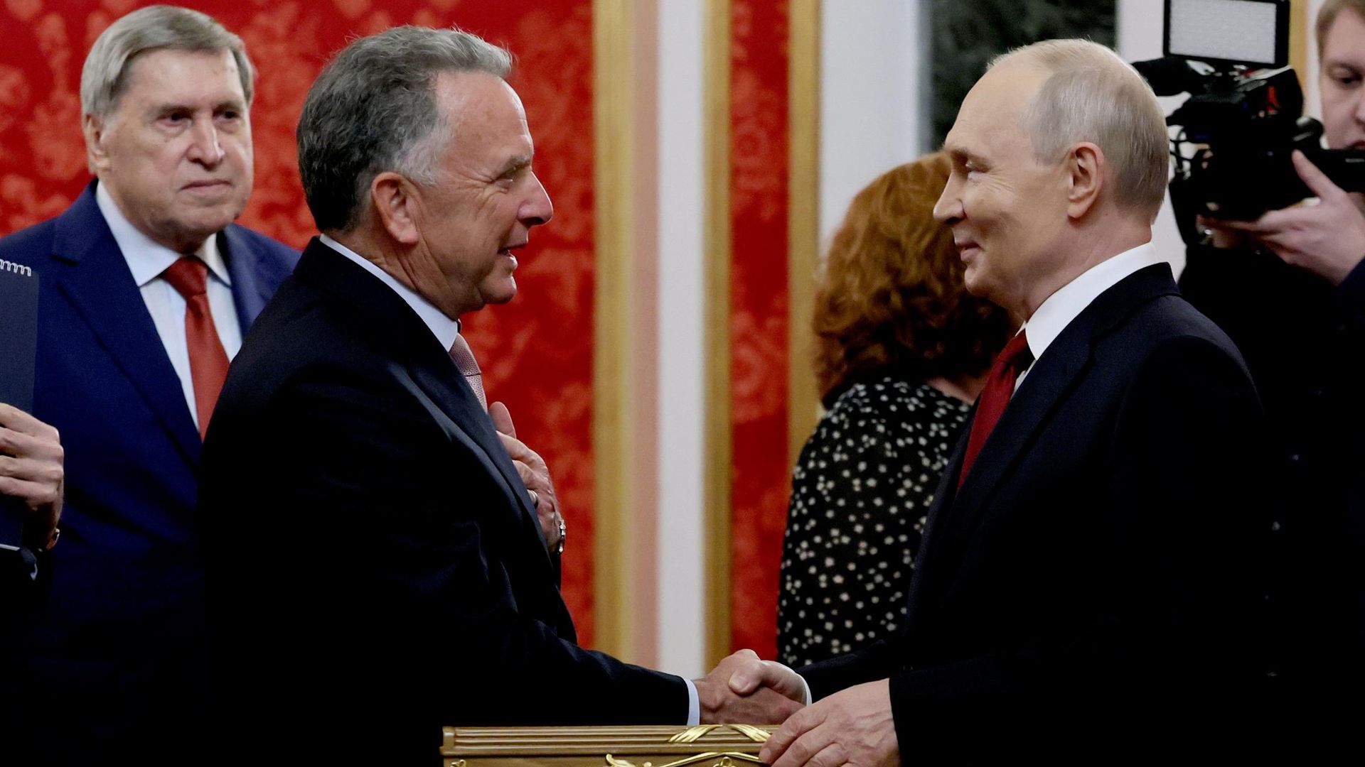 Президент РФ Владимир Путин и специальный посланник президента США Стивен Уиткофф во время встречи Президент РФ Владимир Путин и специальный посланник президента США Стивен Уиткофф во время встречи - РИА Новости, 1920, 21.10.2026