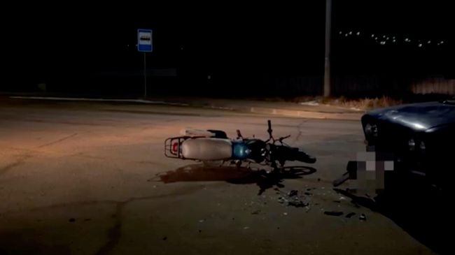 Последствия ДТП с участием мопеда в Бурятии