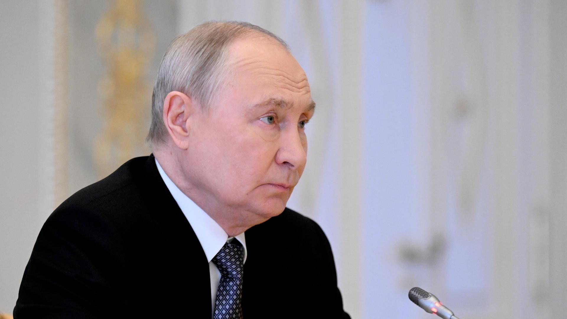 Путин: после решения по дизелю мировые цены упали на 5-6% Путин: после решения по дизелю мировые цены упали на 5-6% - РИА Новости, 1920, 21.10.2026