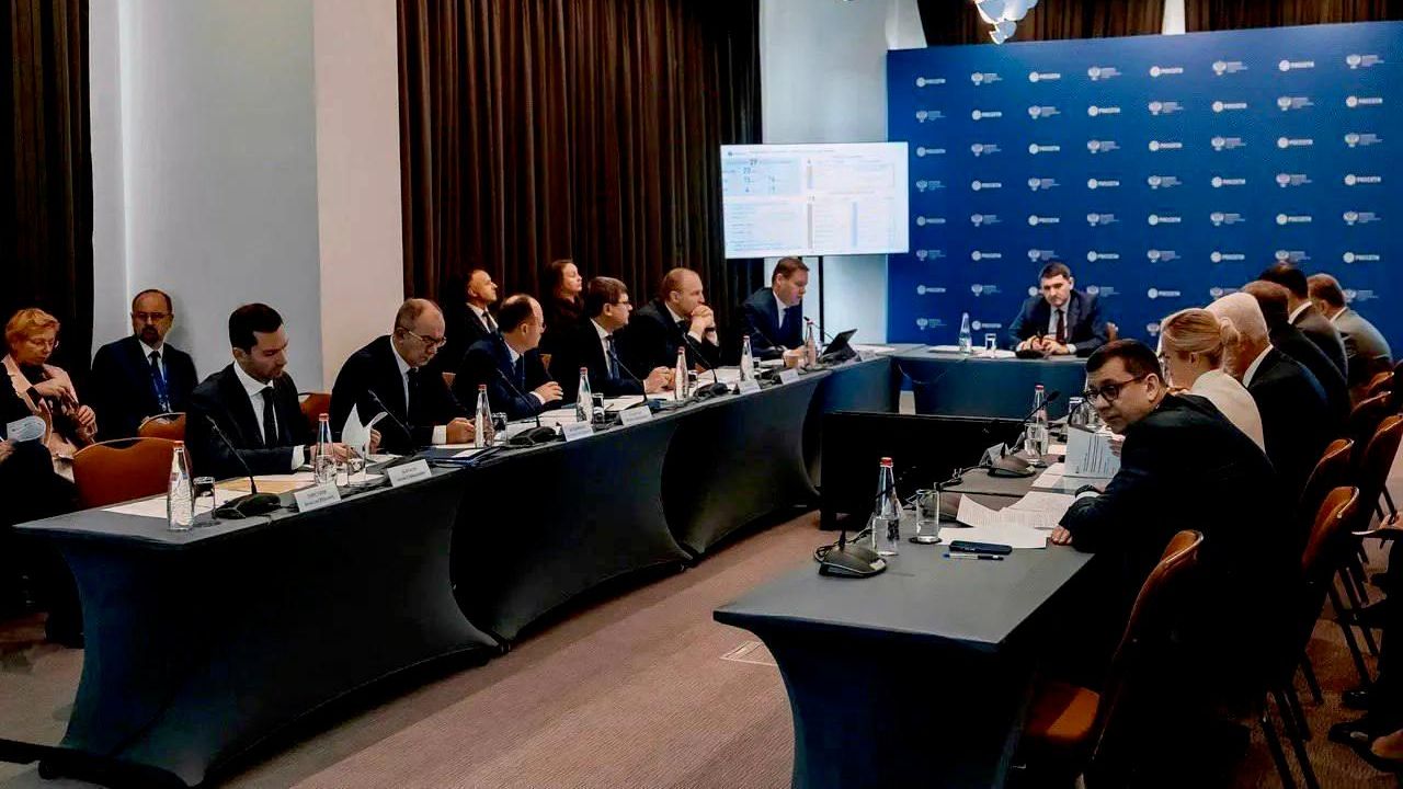 Генеральный директор ПАО Россети Андрей Рюмин обсудил с руководством дочерних обществ развитие СТСО Генеральный директор ПАО Россети Андрей Рюмин обсудил с руководством дочерних обществ развитие СТСО - РИА Новости, 1920, 21.10.2026
