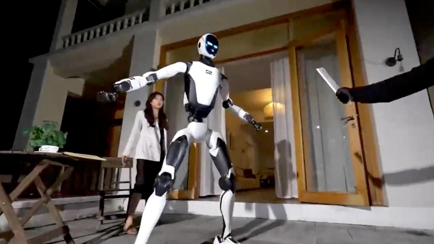 Робот-телохранитель H2-X от Unitree Robotics  - РИА Новости, 1920, 21.10.2026
