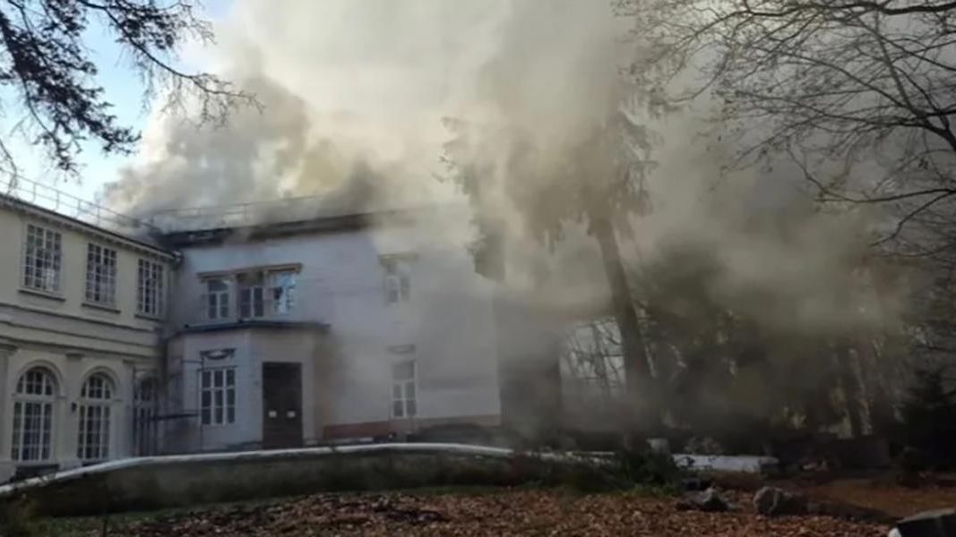 Пожар в усадьбе Узкое в Ясенево Пожар в усадьбе Узкое в Ясенево - РИА Новости, 1920, 24.10.2026