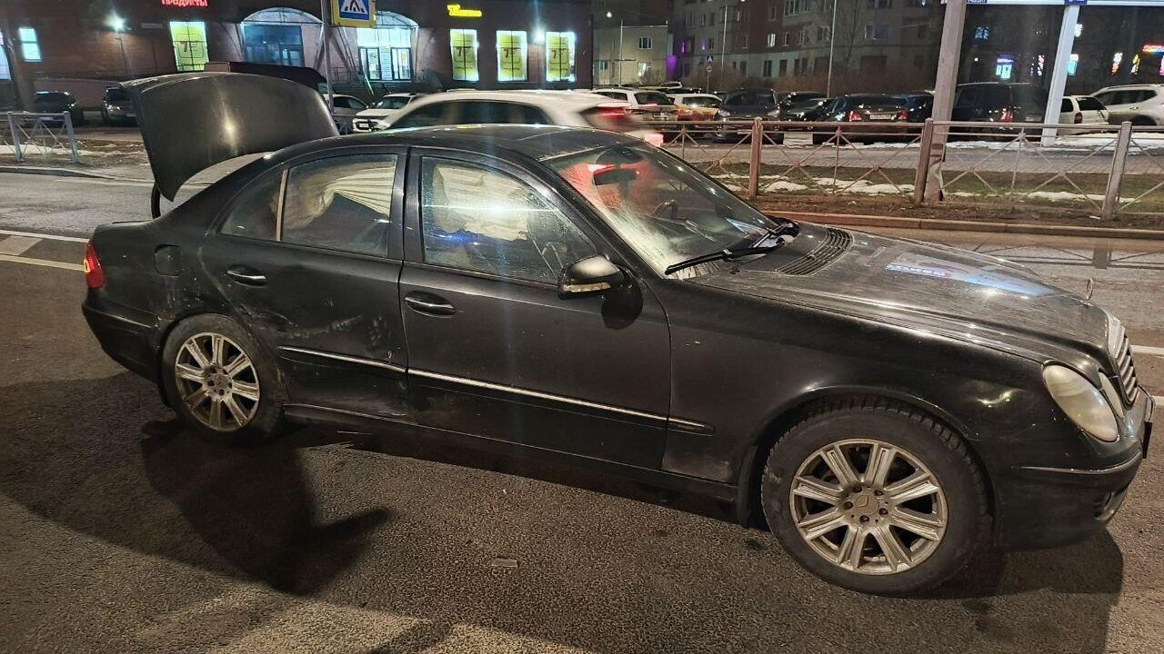 На месте ДТП в Приозерском районе Ленинградской области На месте ДТП в Приозерском районе Ленинградской области - РИА Новости, 1920, 25.10.2026