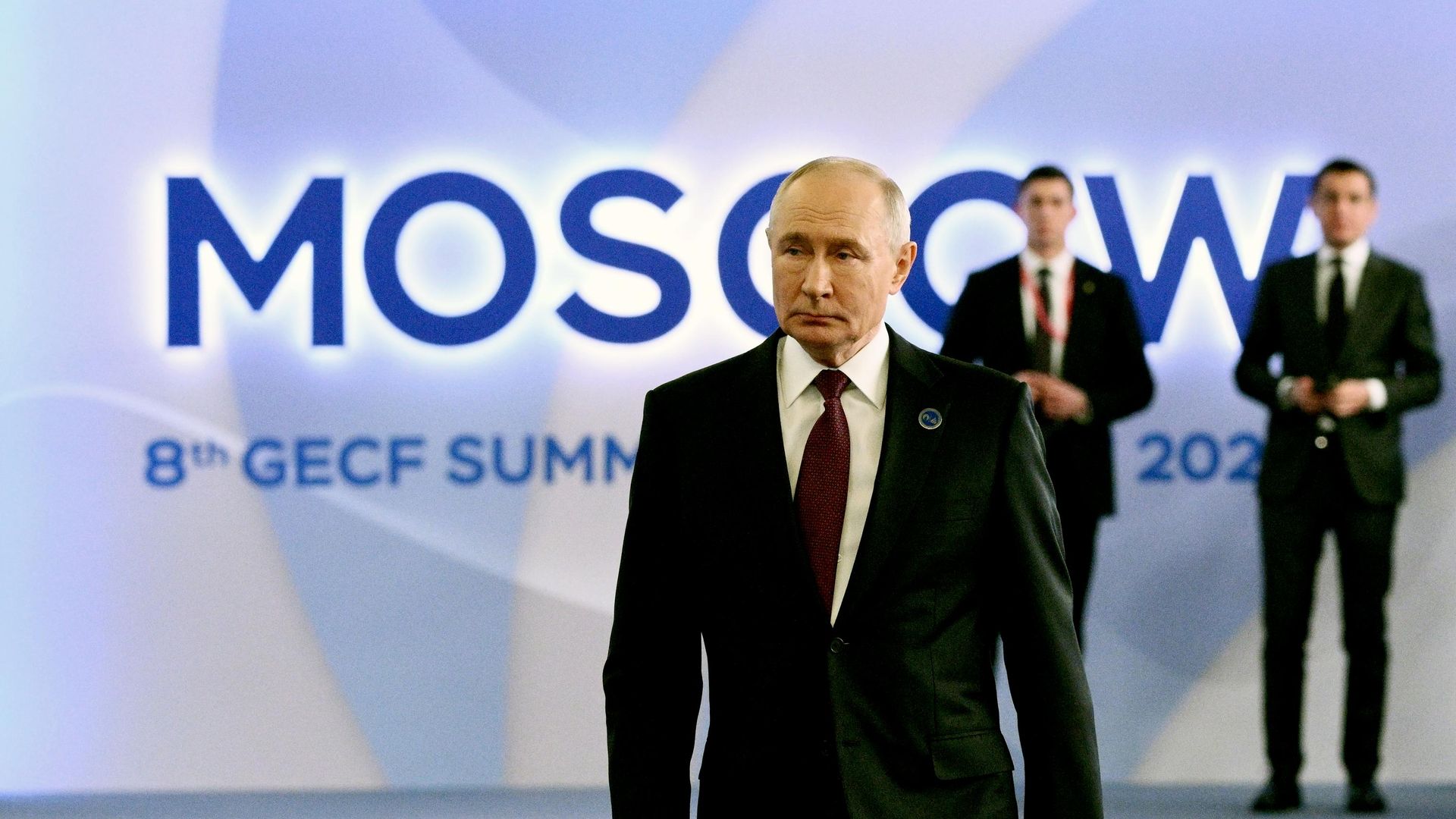 Президент России Владимир Путин на церемонии официальной встречи глав делегаций – участников восьмого саммит ФСЭГ Президент России Владимир Путин на церемонии официальной встречи глав делегаций – участников восьмого саммит ФСЭГ - РИА Новости, 1920, 27.10.2026