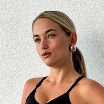 Оксана Николенко, фитнес-тренер, нутрициолог Оксана Николенко, фитнес-тренер, нутрициолог