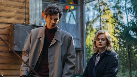 Кадр из сериала Полураспад Кадр из сериала Полураспад