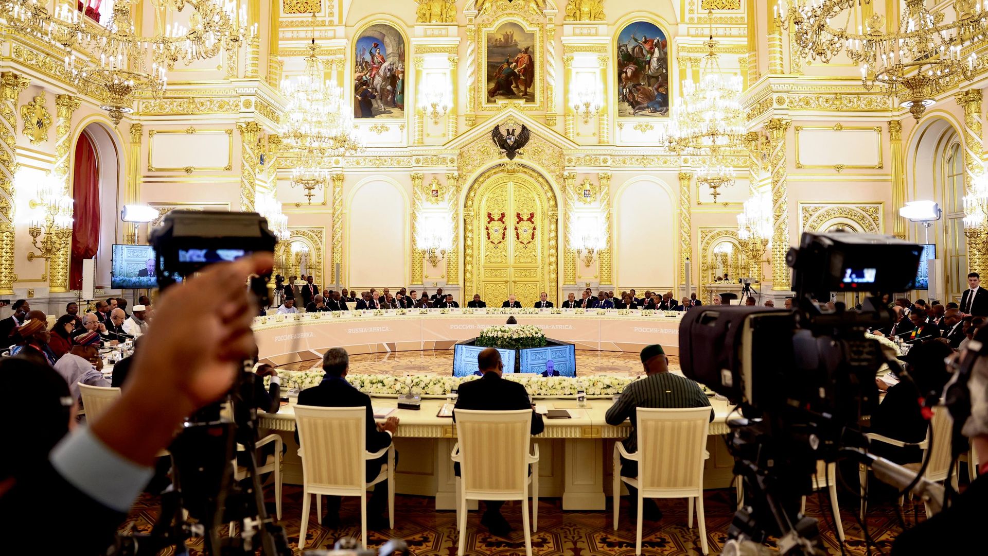 Президент РФ Владимир Путин на пленарном заседании III Саммита Россия - Африка в Москве - РИА Новости, 1920, 29.10.2026