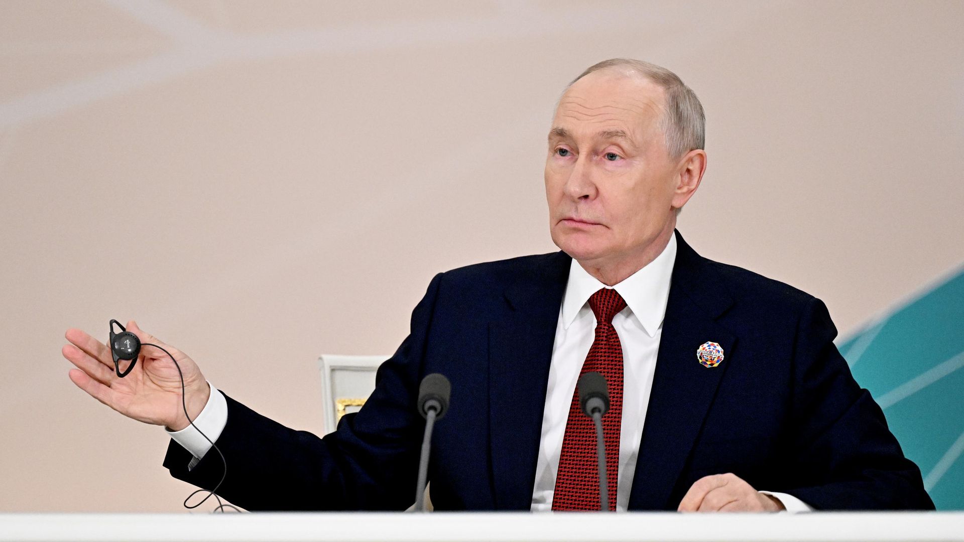 Президент РФ Владимир Путин выступает с заявлением для СМИ после пленарного заседания III Саммита Россия - Африка в Москве - РИА Новости, 1920, 29.10.2026