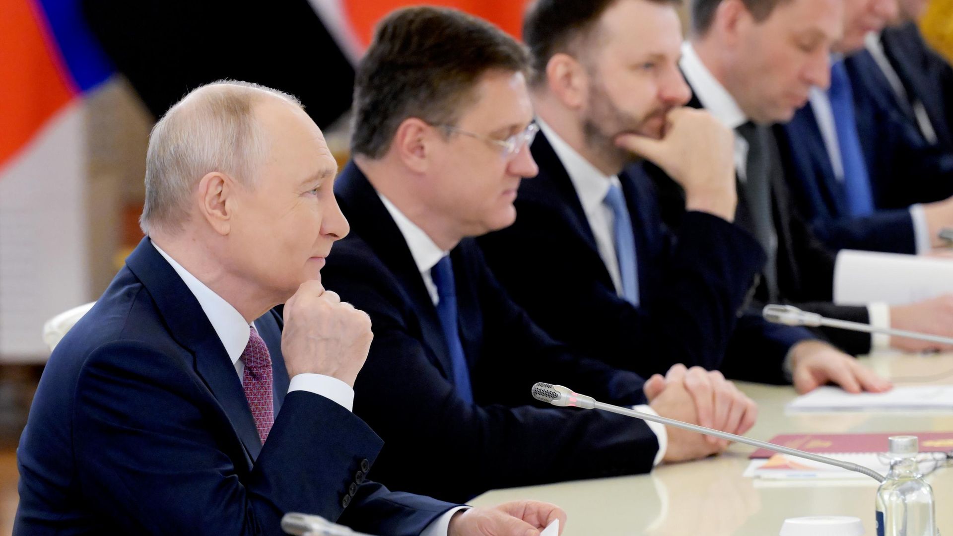 Президент РФ Владимир Путин во время встречи с председателем Верховного (Суверенного) Совета Республики Судан Абдель Фаттах аль-Бурханом на полях III Саммита и форума Россия - Африка в Москве - РИА Новости, 1920, 30.10.2026