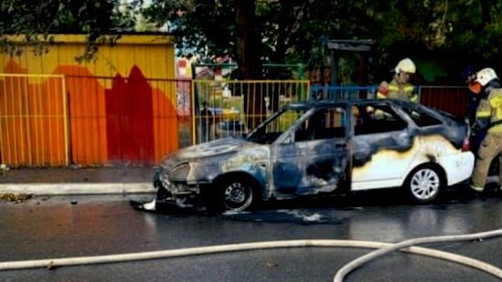 Школьница спасла 5-летнего мальчика из загоревшегося автомобиля в дагестанском Хасавюрте - РИА Новости, 1920, 30.10.2026