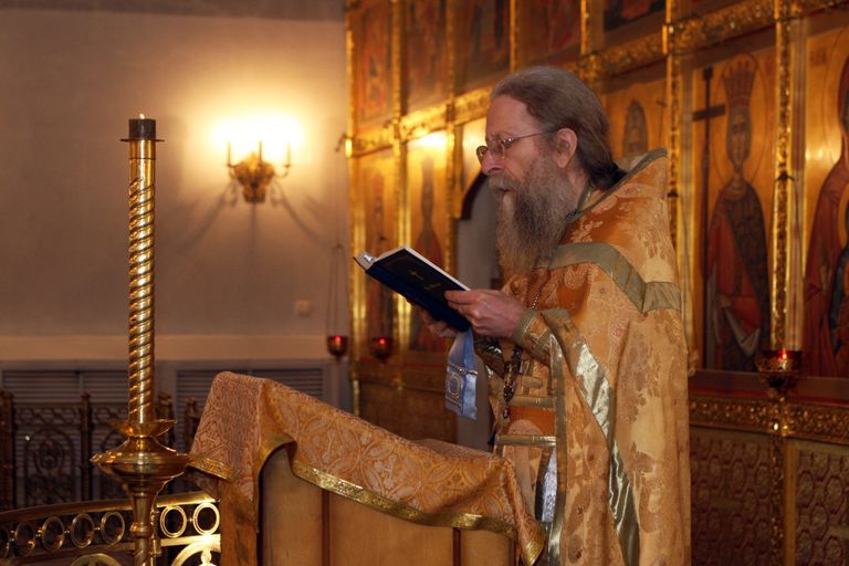 Священник Геннадий Фаст в храме Священник Геннадий Фаст в храме