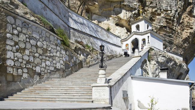 Успенский пещерный монастырь в Крыму Успенский пещерный монастырь в Крыму
