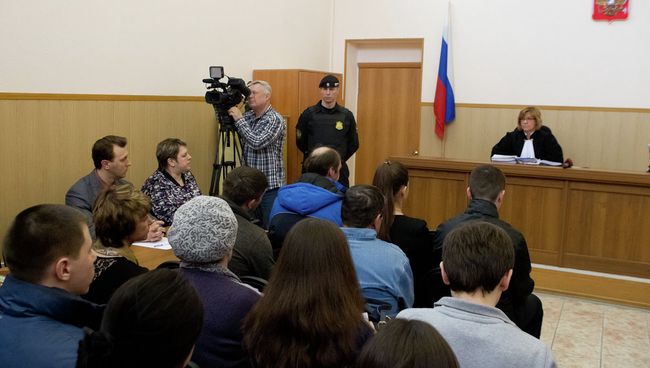 Суд над Николаем Ковалевичем, предполагаемым убийцей томской студентки, фото с места событий Суд над Николаем Ковалевичем, предполагаемым убийцей томской студентки, фото с места событий