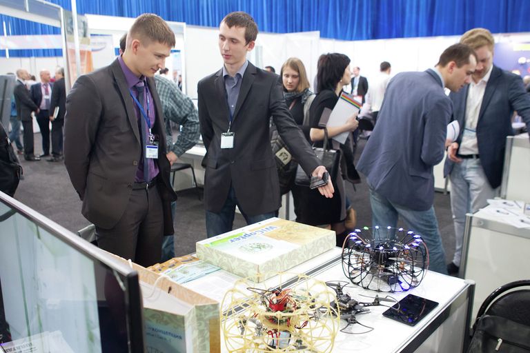 Наука плюс креатив: в Томске стартовал форум молодых ученых U-NOVUS Наука плюс креатив: в Томске стартовал форум молодых ученых U-NOVUS