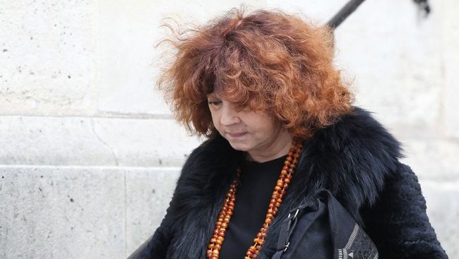 Французская писательница Режин Дефорж. Архивное фото