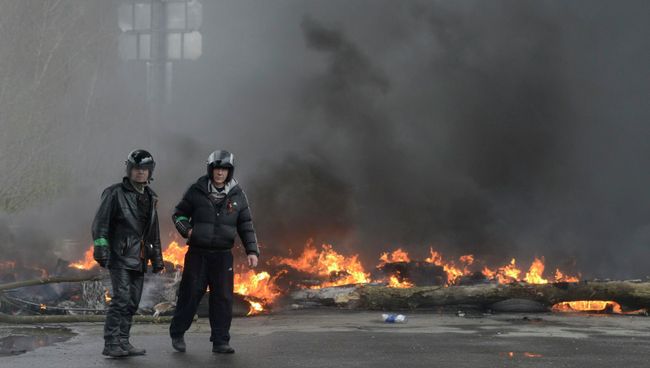 На месте спецоперации в городе Славянске Донецкой области, 13 апреля 2014