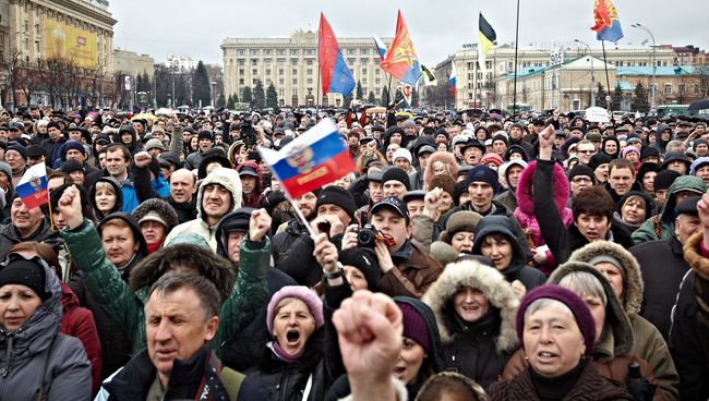 Митинг сторонников федерализации Украины в Харькове. Архивное фото