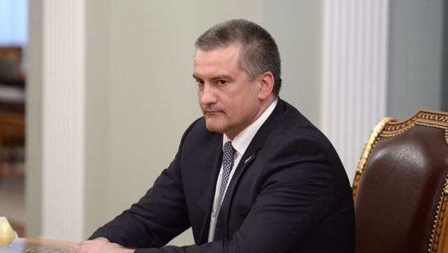Глава правительства Республики Крым Сергей Аксенов. Архивное фото Глава правительства Республики Крым Сергей Аксенов. Архивное фото
