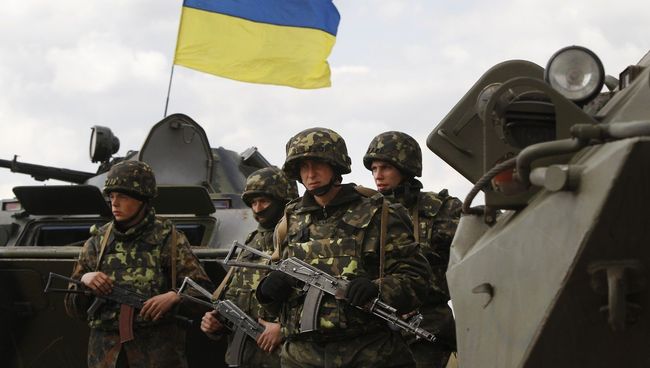 Бойцы украинской армии. Архивное фото Бойцы украинской армии. Архивное фото