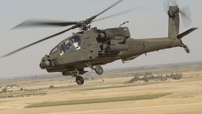 Штурмовой вертолет Apache. Архивное фото
