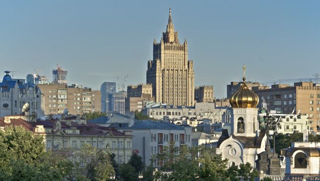 Вид на здание МИД РФ, архивное фото