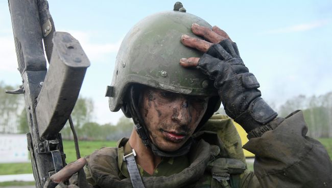 Военнослужащий подразделений специального назначения и разведки. Архивное фото Военнослужащий подразделений специального назначения и разведки. Архивное фото