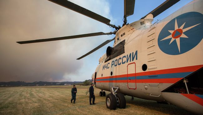 Сотрудники МЧС РФ. Архивное фото