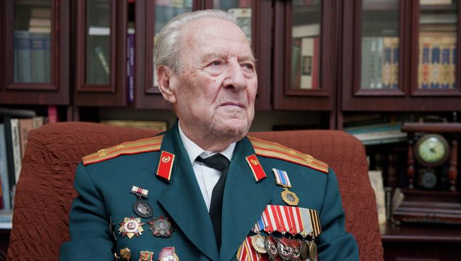 Председатель Тбилисского совета ветеранов войны и вооруженных сил Мосе Мдинарадзе Председатель Тбилисского совета ветеранов войны и вооруженных сил Мосе Мдинарадзе