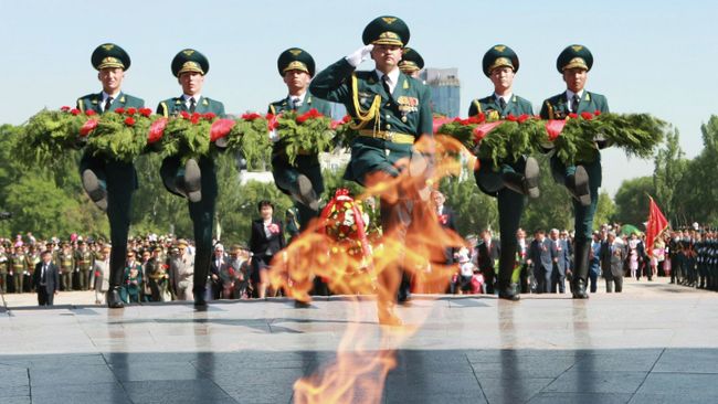 Мероприятия в честь Дня победы в Киргизии. Архивное фото Мероприятия в честь Дня победы в Киргизии. Архивное фото