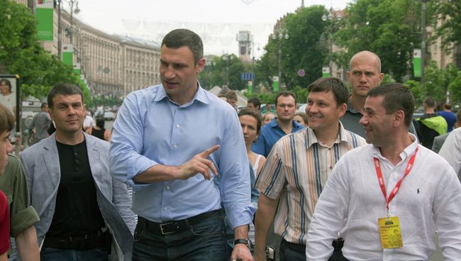 Мэр Киева Виталий Кличко на Майдане. Архивное фото Мэр Киева Виталий Кличко на Майдане. Архивное фото