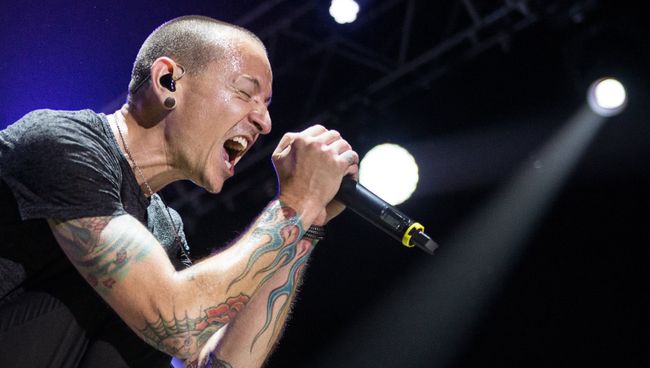 Участник американской группы Linkin Park Честер Беннингтон. Архивное фото Участник американской группы Linkin Park Честер Беннингтон. Архивное фото