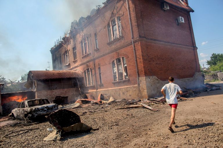 Последствия артиллерийских ударов по Славянску Последствия артиллерийских ударов по Славянску