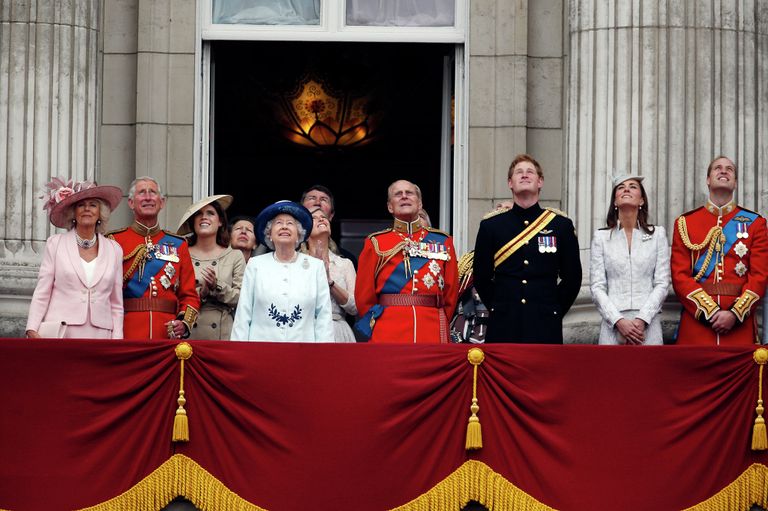 Королевская семья на церемонии Trooping The Colour Королевская семья на церемонии Trooping The Colour