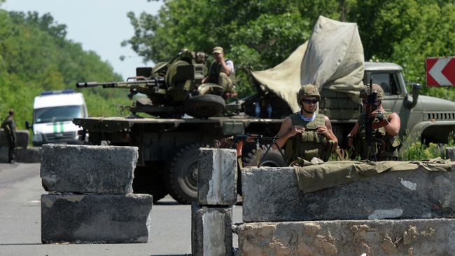 Блокпост украинских военных, архивное фото Блокпост украинских военных, архивное фото