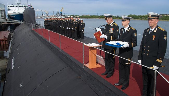 Первая многоцелевая атомная подлодка проекта Ясень принята в состав ВМФ России Первая многоцелевая атомная подлодка проекта Ясень принята в состав ВМФ России