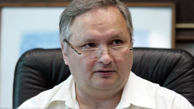 Андрей Суздальцев, заместитель декана факультета мировой экономики и мировой политики НИУ ВШЭ Андрей Суздальцев, заместитель декана факультета мировой экономики и мировой политики НИУ ВШЭ