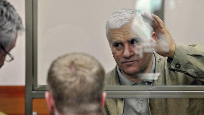 Заседание суда по делу экс-мэра Махачкалы С.Амирова Заседание суда по делу экс-мэра Махачкалы С.Амирова