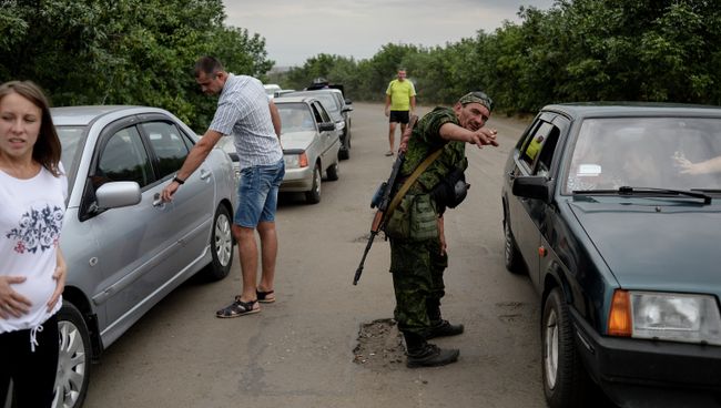 В районе пункта пропуска в селе Изварино. Архивное фото В районе пункта пропуска в селе Изварино. Архивное фото