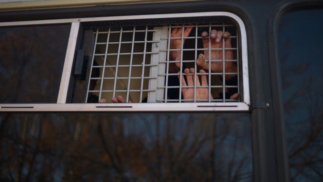 Операция правоохранительных органов по задержанию. Архивное фото
